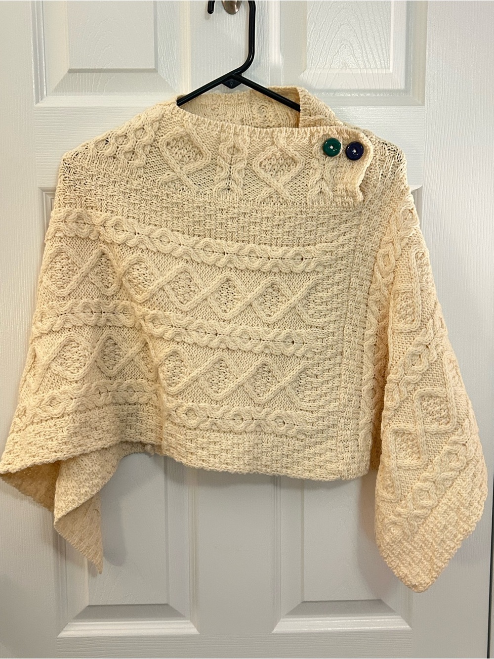Aran Sweater Market 100% Merino Wool Irish Cable Knit Poncho OS